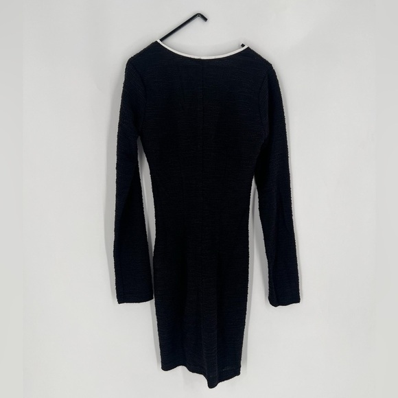 H&M Keyhole Detail Textured Boucle Deep V Long Sleeve Dress - Picture 6 of 6